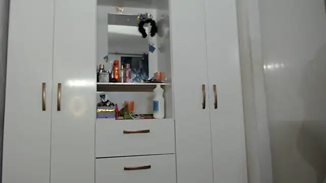 alibellsex online show from 4, 2, 2025