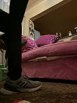 aebaleek2505 online show from 18, 2, 2025