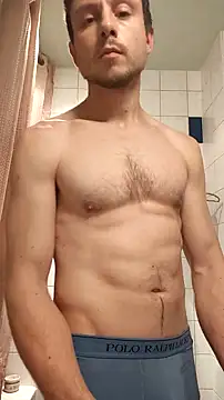 Snapshot of Vyda4 chatting on 6, 11, 2025 Vyda4 online show from 6, 11, 2025