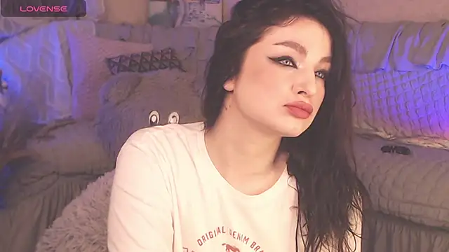 BritneyBarker online show from 16, 3, 2025