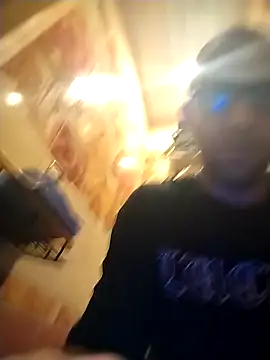 Snapshot of MaxDevilWhite chatting on 10, 9, 2025 MaxDevilWhite online show from 10, 9, 2025