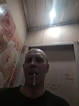 Snapshot of MaxDevilWhite chatting on 26, 10, 2025 MaxDevilWhite online show from 26, 10, 2025