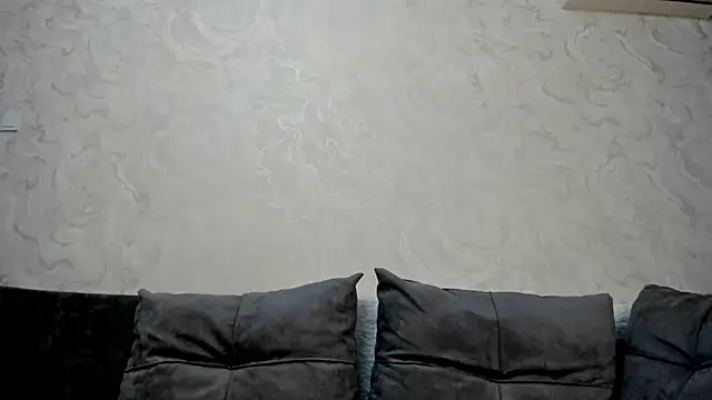 Yuki miiii online show from 28, 1, 2025