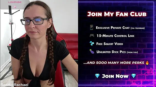 Snapshot of RedHotRachael chatting on 15, 11, 2025 RedHotRachael online show from 15, 11, 2025