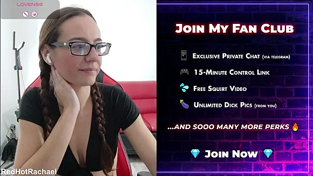 Snapshot of RedHotRachael chatting on 3, 12, 2025 RedHotRachael online show from 3, 12, 2025