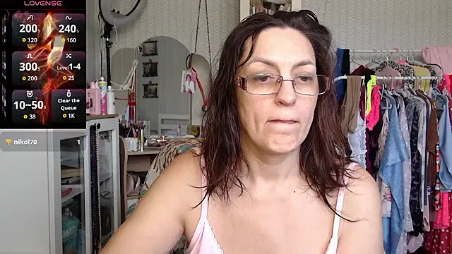 Soffya Soy online show from 15, 3, 2026