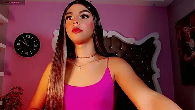 CamiiGarcia online show from 10, 3, 2025