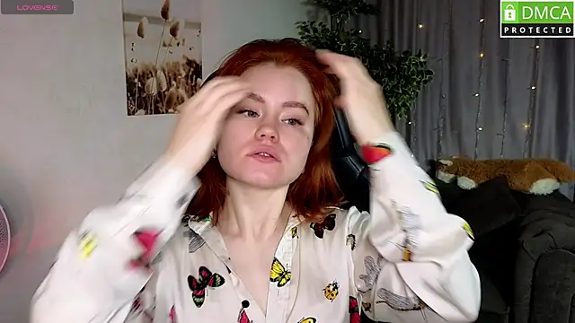 Snapshot of lu_muon chatting on 12, 10, 2025 lu muon online show from 12, 10, 2025