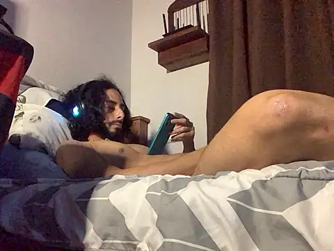 Nooneisthis online show from 25, 11, 2025