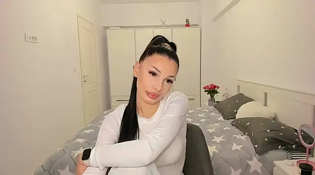 HelenShawn online show from 2, 3, 2025