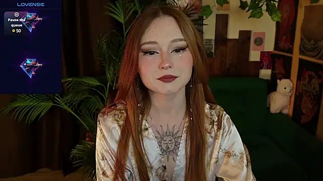 Yo Pixxie online show from 1, 2, 2025