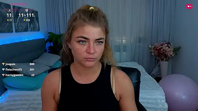 Snapshot of Donna_Sun chatting on 13, 2, 2025 Donna Sun online show from 13, 2, 2025