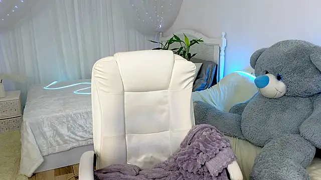 Snapshot of Donna_Sun chatting on 9, 3, 2025 Donna Sun online show from 9, 3, 2025