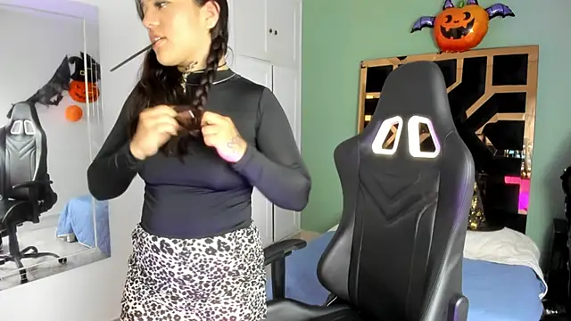 Snapshot of Billie_Jhonson_ chatting on 16, 10, 2025 Billie Jhonson online show from 16, 10, 2025