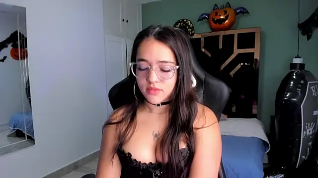 Snapshot of Billie_Jhonson_ chatting on 29, 10, 2025 Billie Jhonson online show from 29, 10, 2025