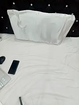 Snapshot of Younme6-9 chatting on 5, 11, 2025 Younme6-9 online show from 5, 11, 2025