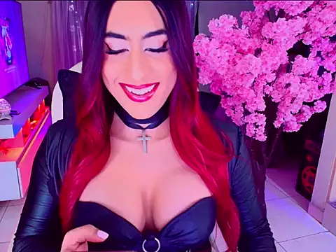 Snapshot of latexgoddes chatting on 19, 11, 2025 latexgoddes online show from 19, 11, 2025