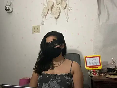 Snapshot of desiiiinigal chatting on 26, 11, 2025 desiiiinigal online show from 26, 11, 2025