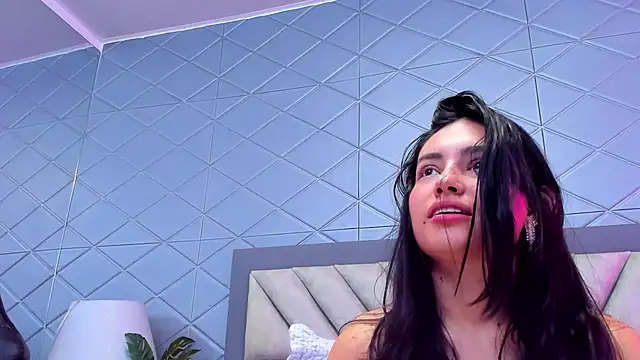 VioletRousse  online show from 26, 2, 2025