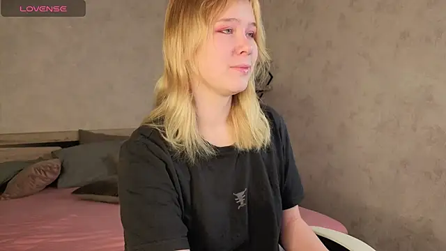 Amy Kimberlly online show from 10, 11, 2025