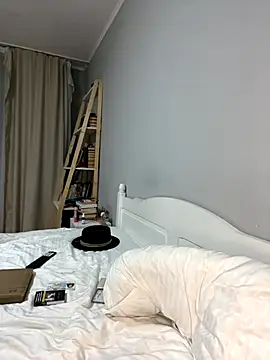 Snapshot of bunnythetailor chatting on 15, 10, 2025 bunnythetailor online show from 15, 10, 2025