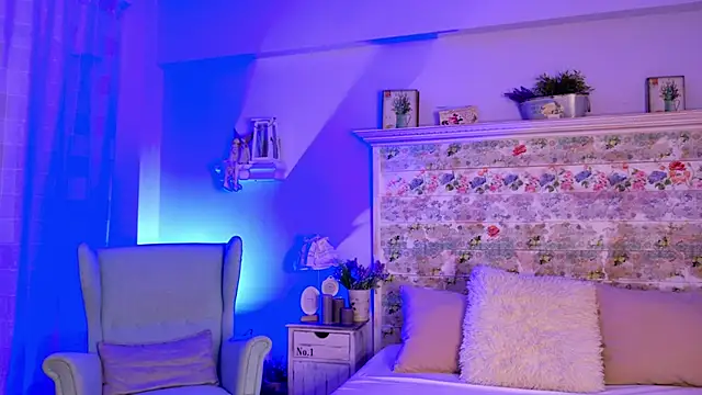 AylaPearl online show from 8, 1, 2026