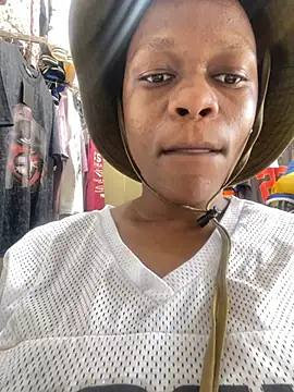 Boneca25 online show from 31, 1, 2025
