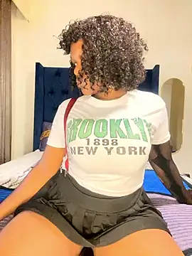 Boneca25 online show from 2, 2, 2025