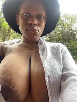 Boneca25 online show from 7, 2, 2025