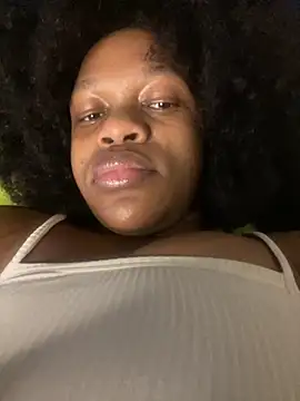 Boneca25 online show from 3, 11, 2025