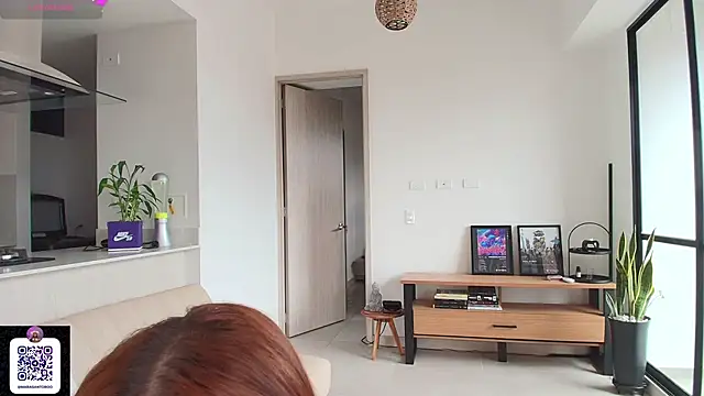 Mara Santoro online show from 30, 11, 2025