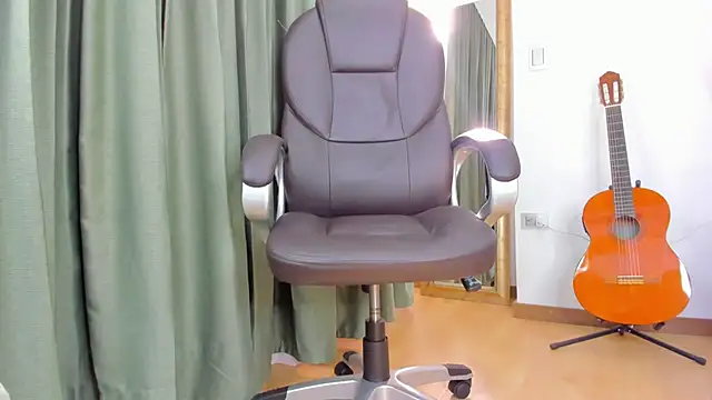 Tombarden online show from 13, 3, 2025