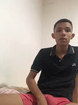 Alvarozzxv online show from 14, 2, 2025