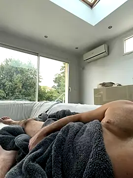 justeqqun online show from 27, 9, 2025