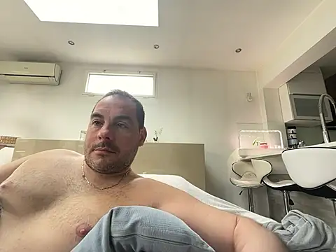 justeqqun online show from 8, 3, 2026