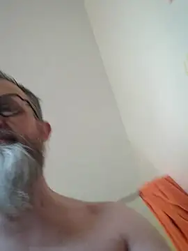 Snapshot of fabinouSC chatting on 17, 2, 2025 fabinouSC online show from 17, 2, 2025