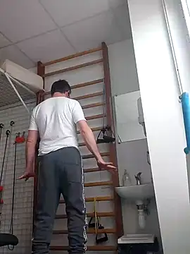 Snapshot of fabinouSC chatting on 21, 3, 2025 fabinouSC online show from 21, 3, 2025