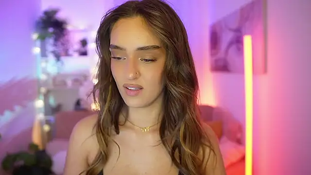 Clara Nia online show from 21, 3, 2026