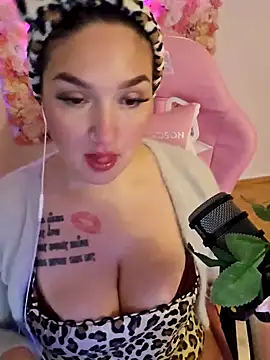 Snapshot of Jinyxx3 chatting on 13, 2, 2025 Jinyxx3 online show from 13, 2, 2025