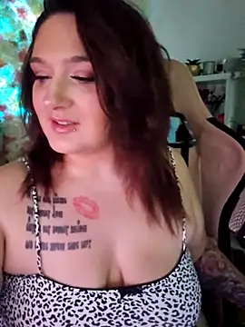 Snapshot of Jinyxx3 chatting on 12, 10, 2025 Jinyxx3 online show from 12, 10, 2025