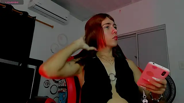 Nicol TransGirl online show from 18, 12, 2025