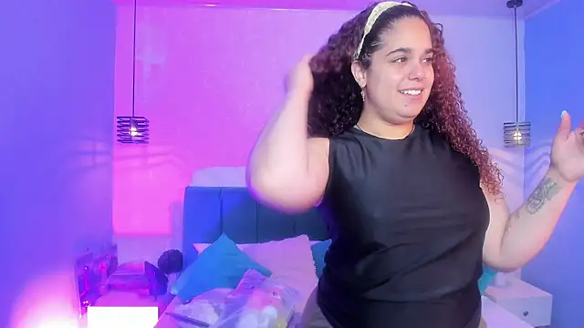 ninna curly online show from 12, 11, 2025