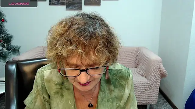 SexyGrandma  online show from 2, 2, 2025