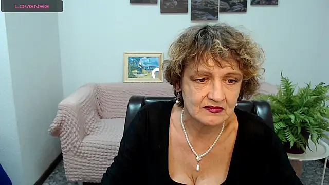 SexyGrandma  online show from 5, 2, 2025