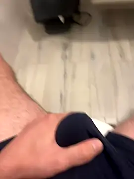 Snapshot of Milleseghe99 chatting on 14, 10, 2025 Milleseghe99 online show from 14, 10, 2025