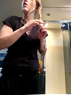 Astrid-Gilbert online show from 19, 2, 2025