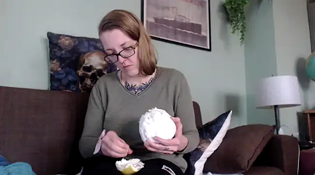 Astrid-Gilbert online show from 25, 2, 2025