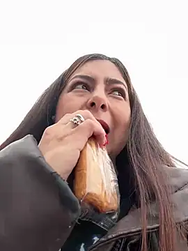 Mar marz online show from 3, 3, 2025