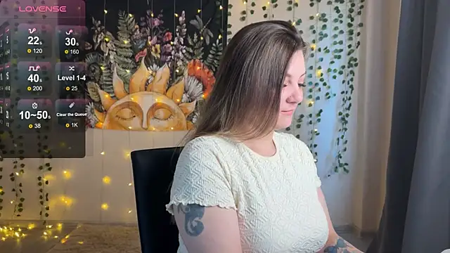 Snapshot of SweetyKatherine chatting on 20, 10, 2025 SweetyKatherine online show from 20, 10, 2025