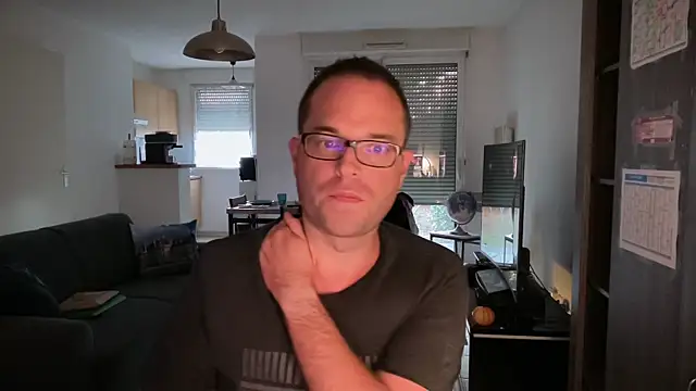 Funnyjul31 online show from 13, 10, 2025